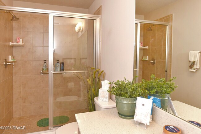 Building Photo - 6356 Hanfield Dr