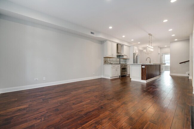 Building Photo - 1919 N Drake Ave