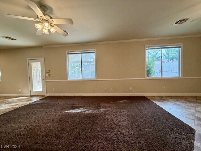 Building Photo - 274 Tropic Tan Ct