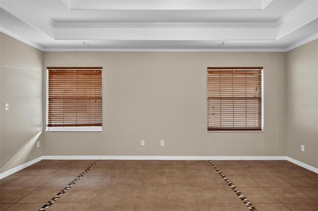 Building Photo - 20 Woodford Ln