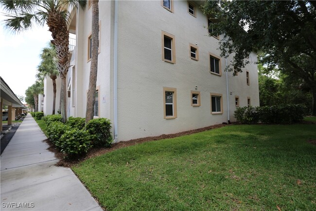 Building Photo - 7811 Regal Heron Cir