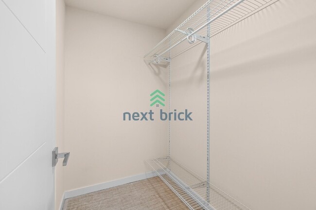 Building Photo - 2 Bed 2 Bath Single-family House Available for Rent!