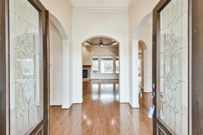 Building Photo - 2 Sagestone