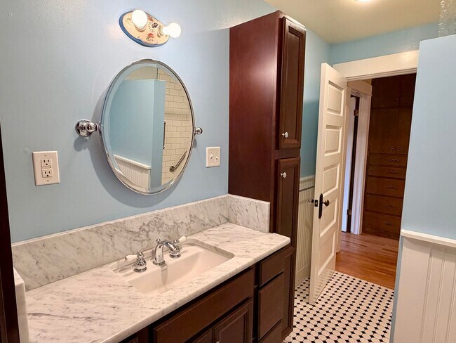 Building Photo - ROJAS