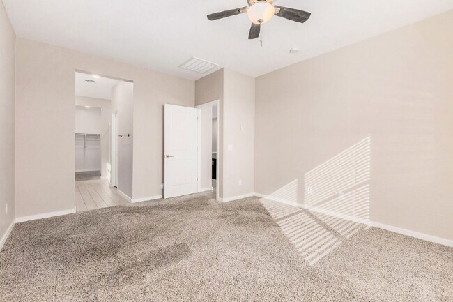 Building Photo - 19981 W Badgett Ln