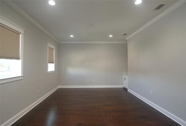 Building Photo - 3625 E Clark Cir