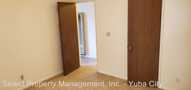 Building Photo - 1229 Covillaud St