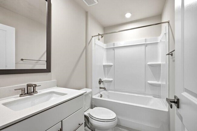 Building Photo - 2752 Rowyn St