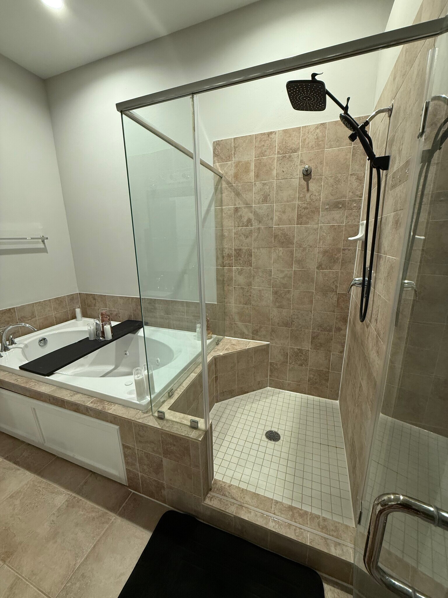 Building Photo - 8705 Bryam