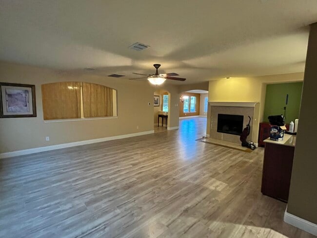 Building Photo - 1668 Princess Ln