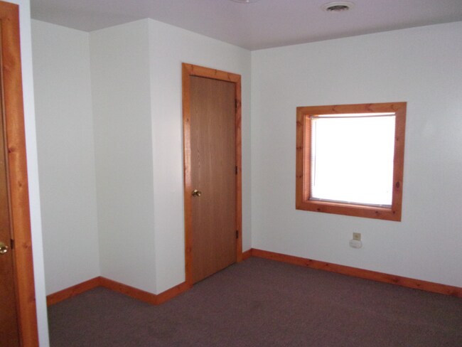Building Photo - N8391 5th Ave