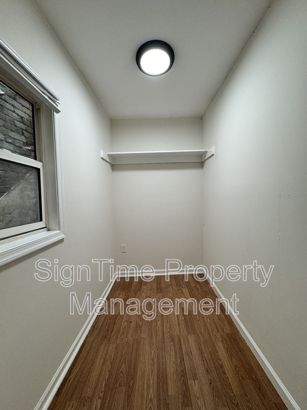 Building Photo - 40 N Conococheague St