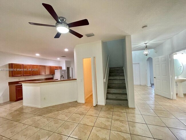 Building Photo - 804 Quartz Terrace