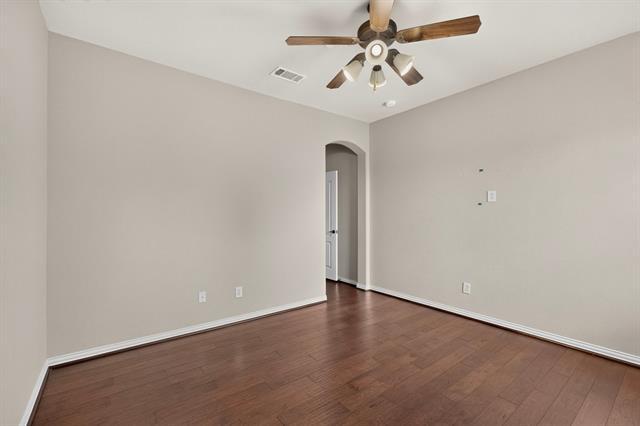 Building Photo - 475 Fenwick Dr