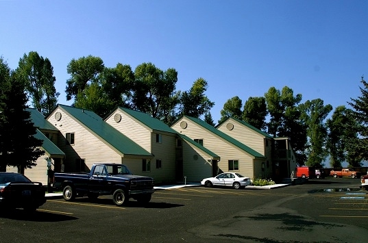 Primary Photo - Aspen Creek Apartments