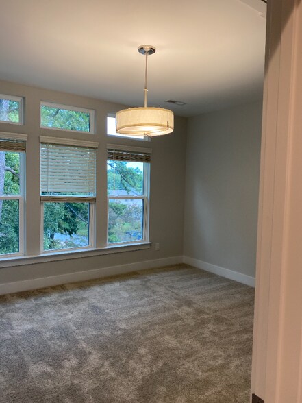 Building Photo - 4124 Castleton Rd