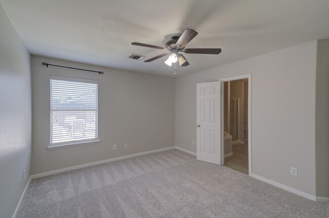 Building Photo - 29003 W Pecos River Ct