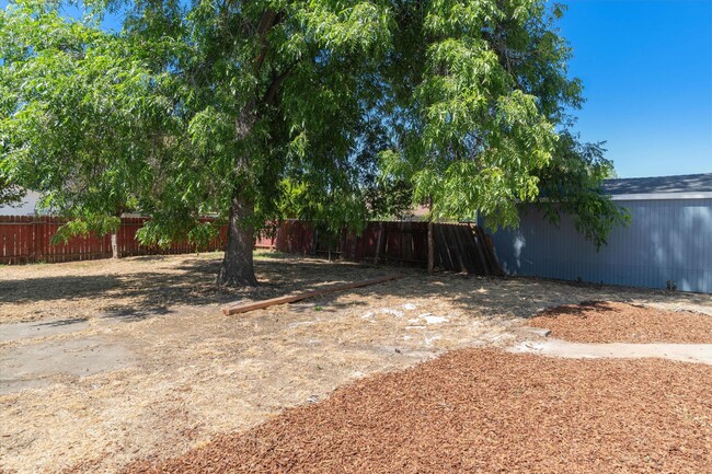 Building Photo - BEAUTIFUL REMODELED HOME IN SACRAMENTO NEA...