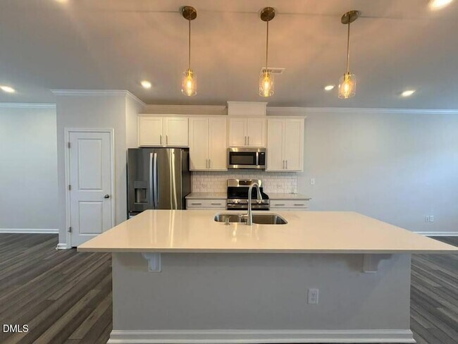 Building Photo - 451 Carolina Spgs Blvd