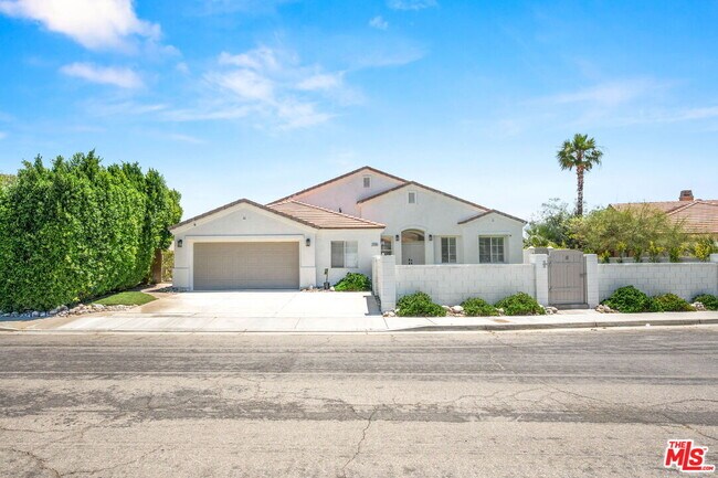 Building Photo - 3260 N Avenida San Gabriel Rd
