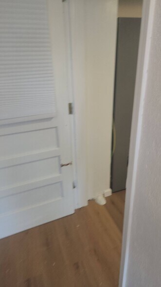 Building Photo - 441 Meacham Ave