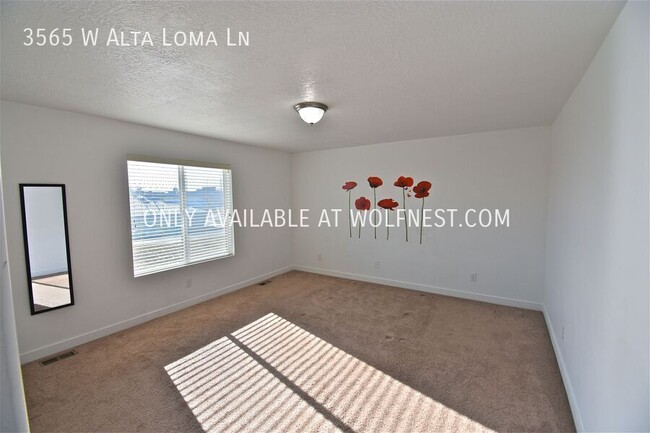 Building Photo - Spacious 4 Bed South Jordan Home!