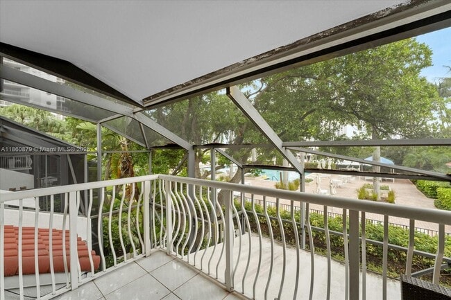 Building Photo - 3602 Yacht Club Dr