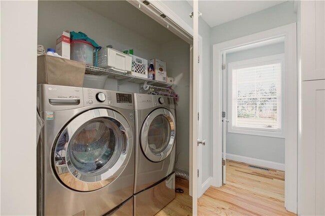 Building Photo - 3 Rego Ave