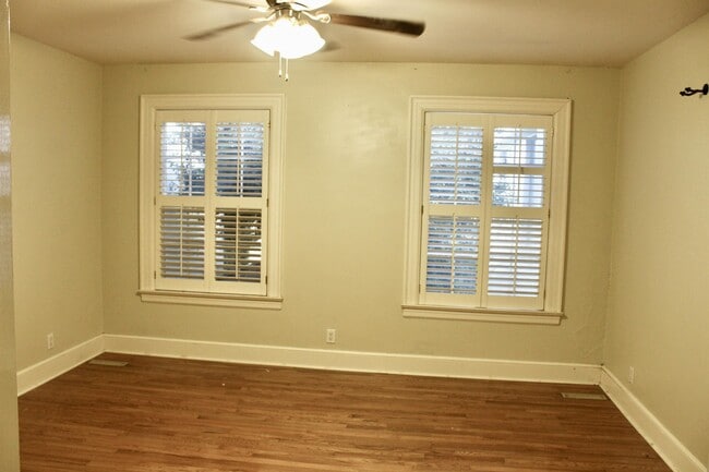 Building Photo - 2600 E Doublegate Dr