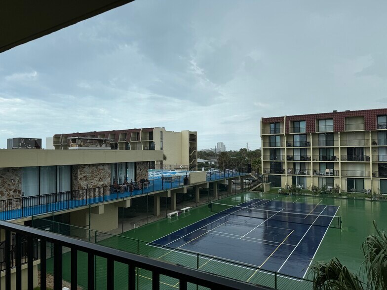 Building Photo - 1437 N ATLANTIC Ave