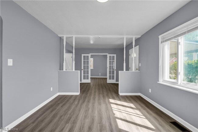 Building Photo - 4684 W 158th St