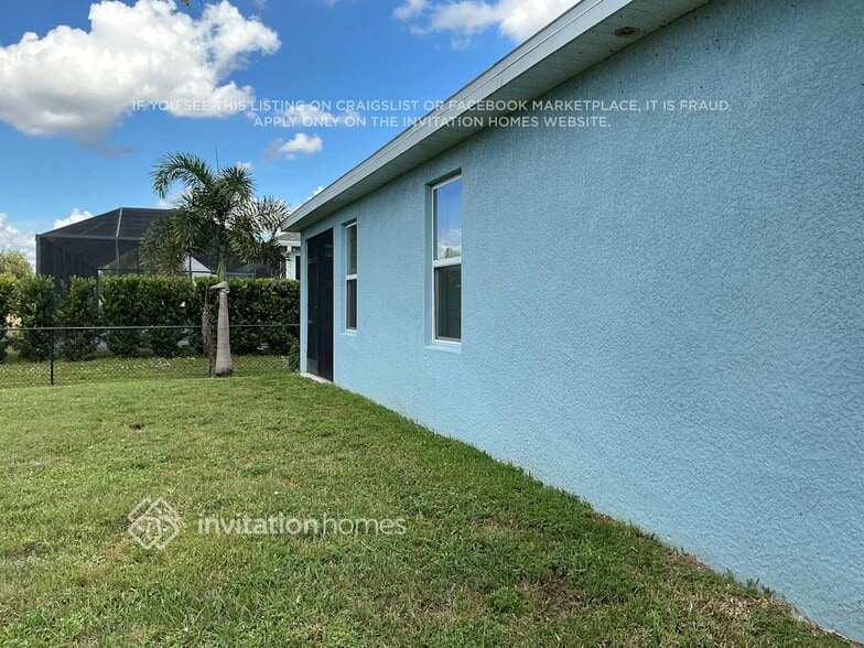 Building Photo - 7537 Viburnum