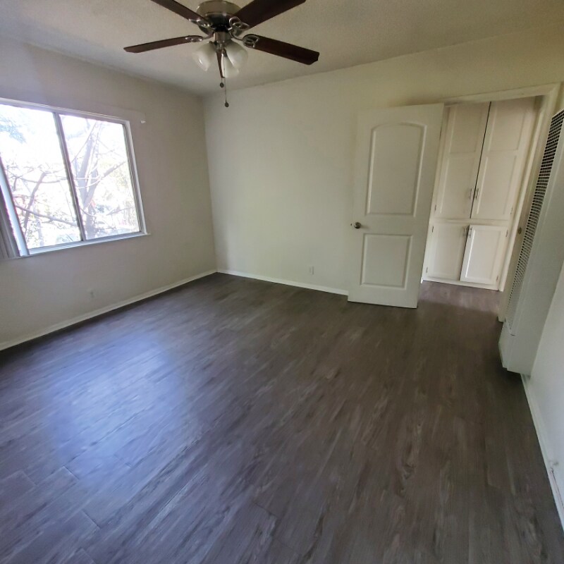 Building Photo - 4847 W Slauson Ave