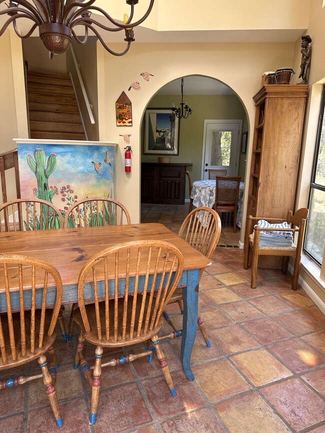 Building Photo - 312 Grande St