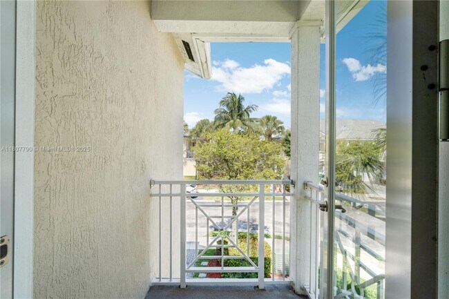 Building Photo - 7500 NW 107th Pl