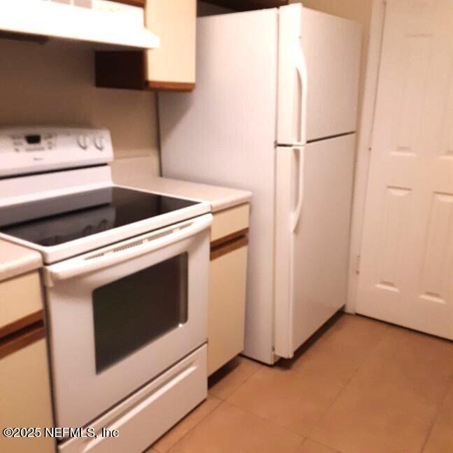 Building Photo - 2802 Wood Hill Dr
