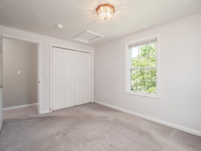 Bed 2 - 90A Loxwood St