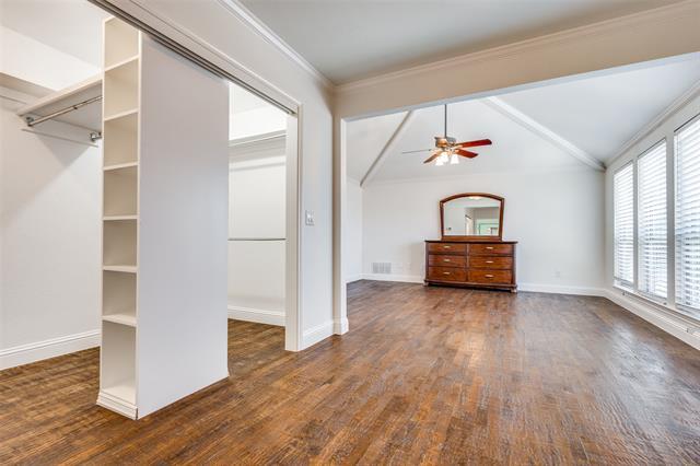 Building Photo - 2100 Brugge Ct