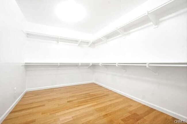 Building Photo - 29056 Barcelona Ct