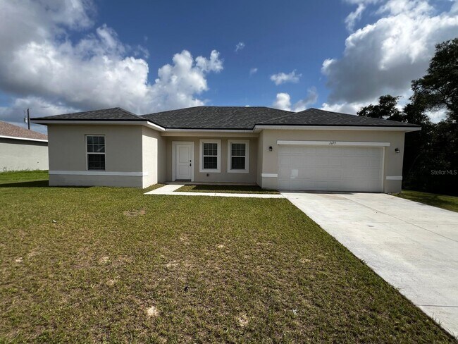 Primary Photo - 2679 SW 154th Place Rd