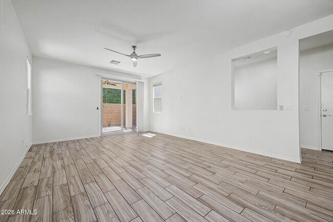 Building Photo - 1575 W Marlin Dr