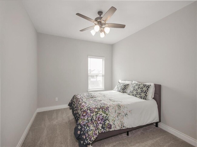 Building Photo - 4108 Emerson Cove Dr