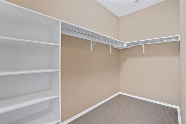 Building Photo - 18601 Pencil Cactus Dr