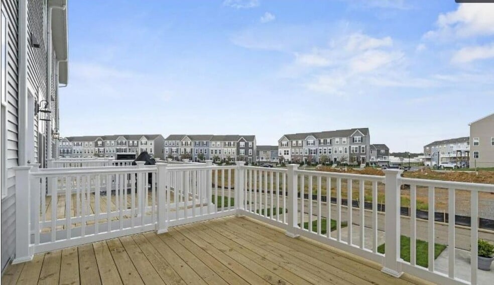 deck - 10 Coolidge Ave