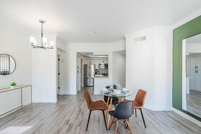 Building Photo - 2155 S 55th St