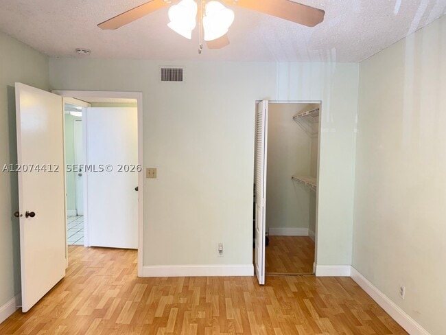 Building Photo - 8120 Geneva Ct