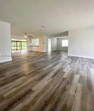 Building Photo - 2441 SW 124th Ave