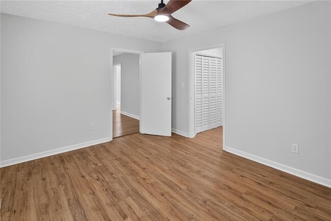 Building Photo - 475 Center Hill Ave NW