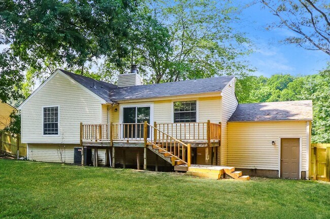 Building Photo - 6801 Autumnhill Ln