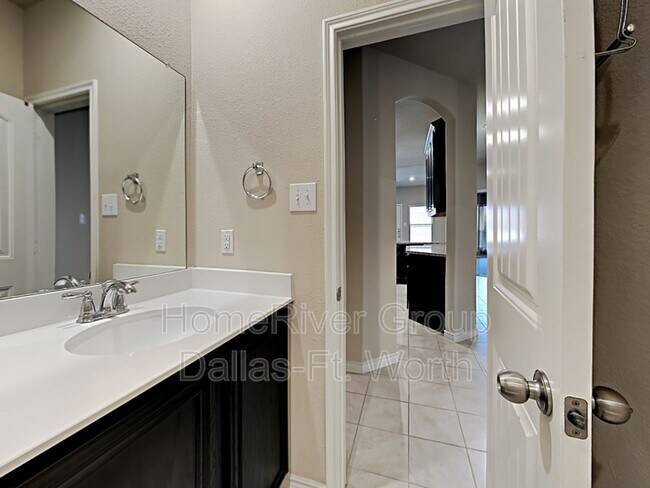 Building Photo - 5121 Pleasant Springs Ct